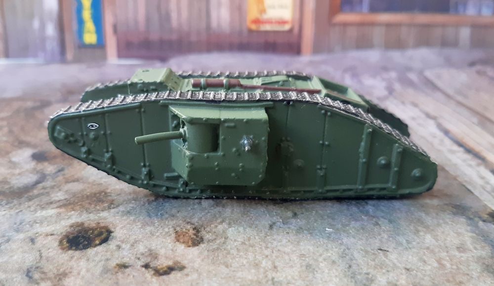 Lote de 24 blindados em metal 1/87 fabricados por Andrea Toys Spain