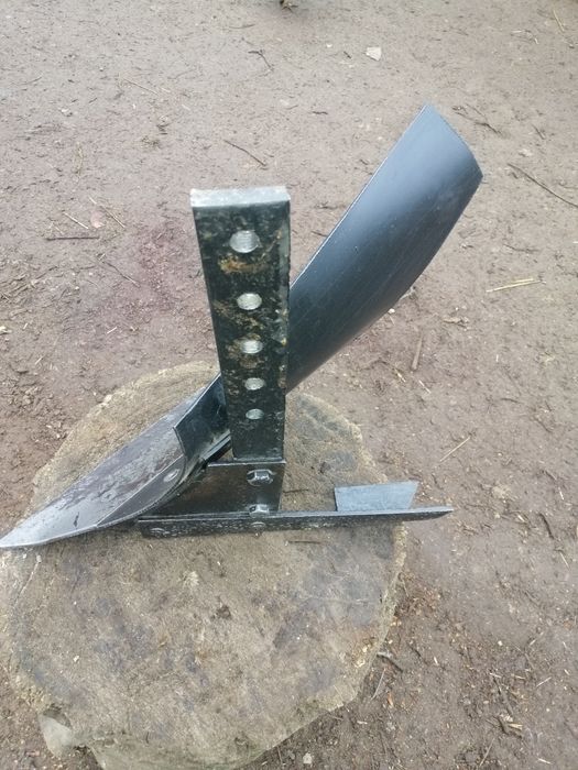 Плуг до мотоблока