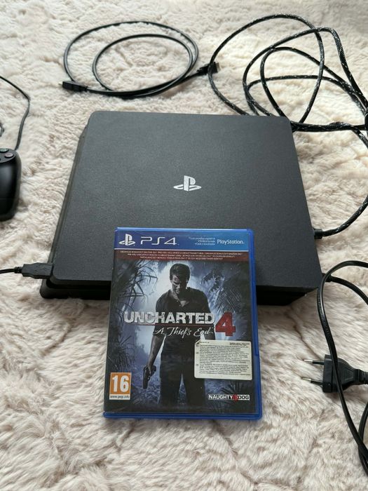 Konsola ps4 +pad