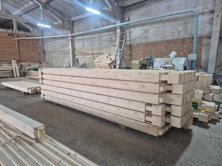 Стіновий клеєний брус 200х200