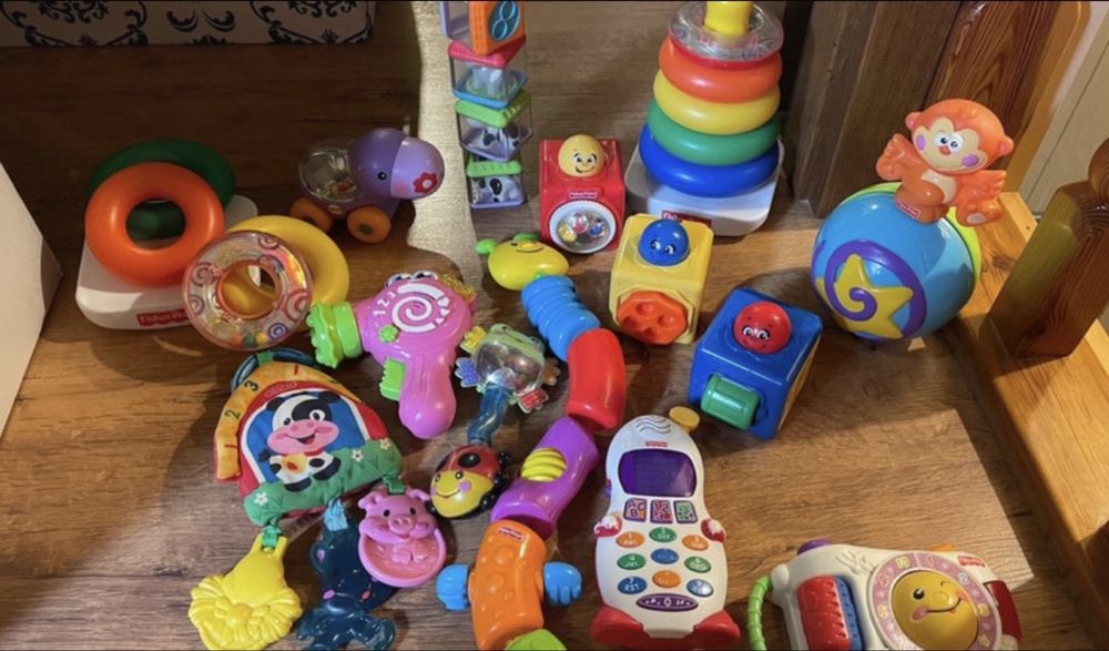 Zestaw zabawek Fisher Price i inne