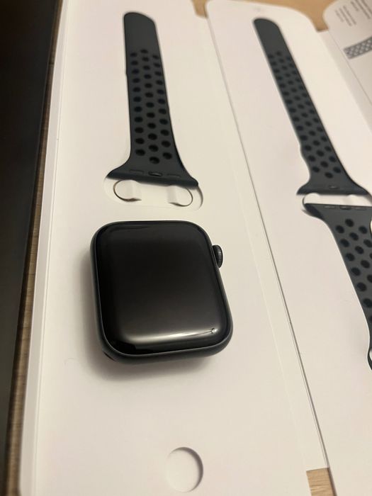 Apple Watch Nike Series 6 (GPS)