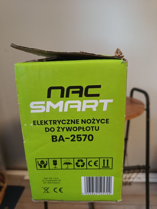 Elektryczne nożyce do żywopłotu NAC SMART BA-2570