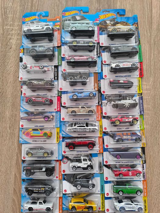 Hot wheels mainline