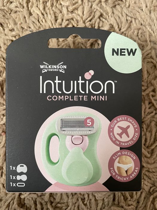 Бритва WILKINSON Intuition