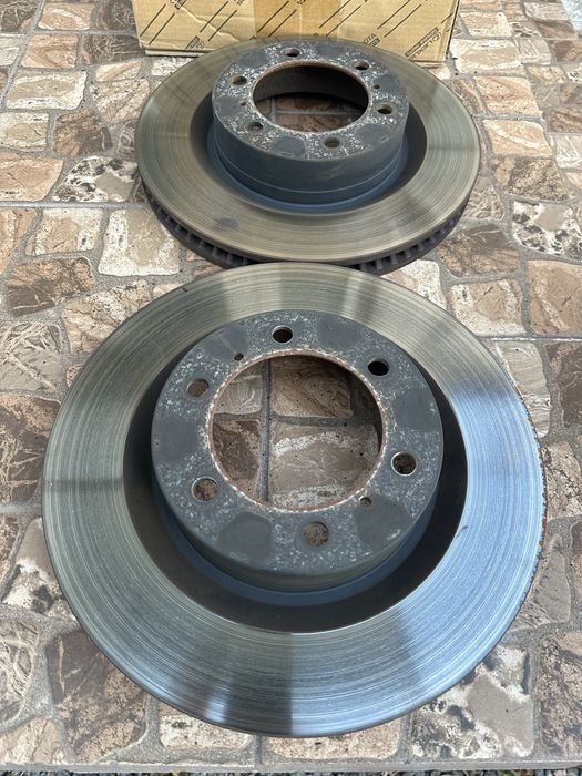 Гальмівні диски Toyota Land Cruiser