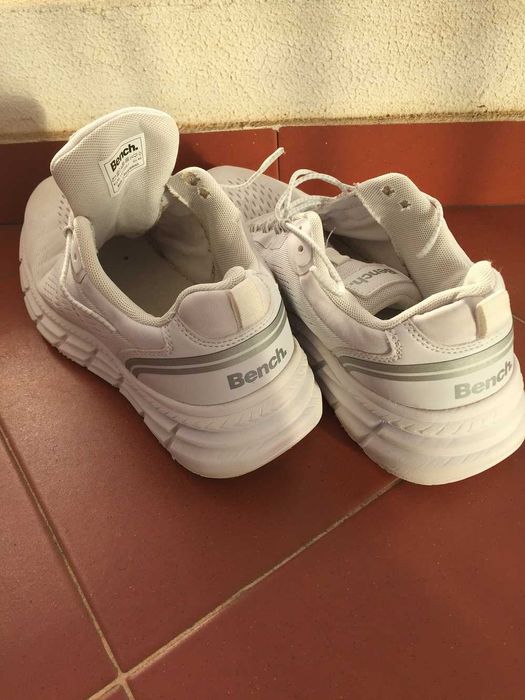 Sapatilhas BENCH -- Tamanho . 42 -- ( Unisexo )