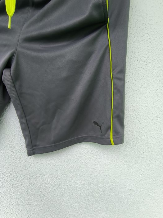 Calções desportivos Puma