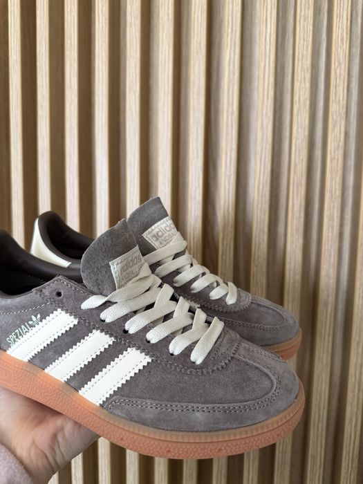 Buty Adidas Spezial brazowe