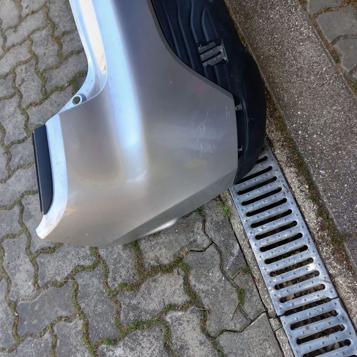 Para choques tras renault clio 4 carro