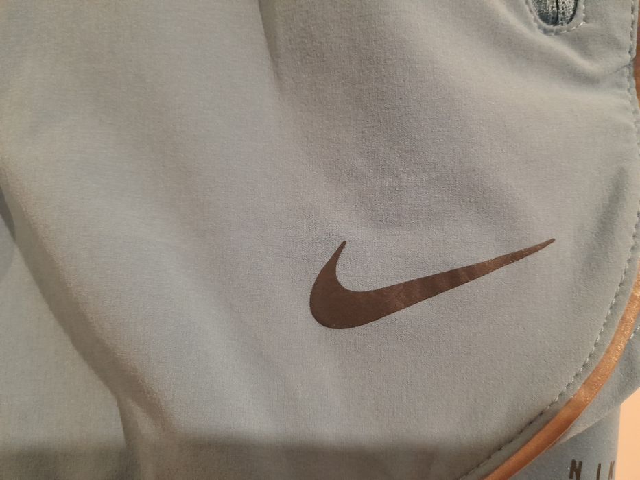Nike Run Dri-Fit 2в1 нові жіночі бігові шорти