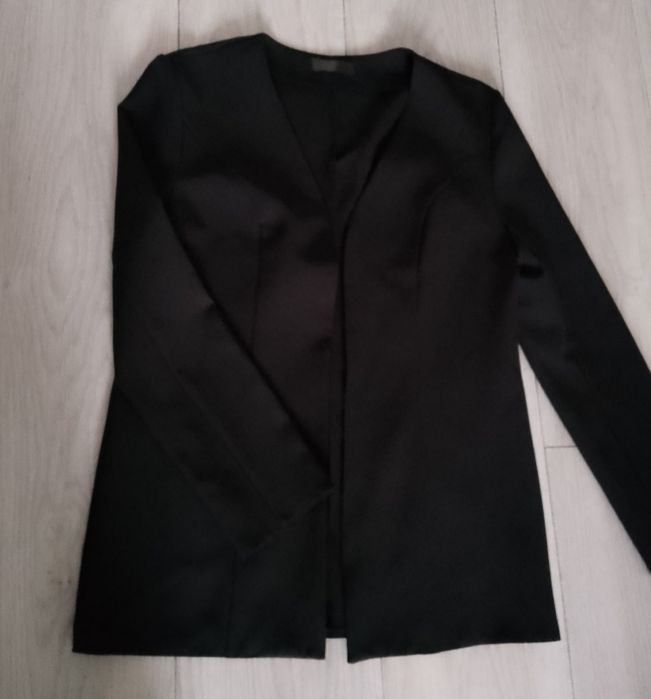 Жакет ,розмір s,