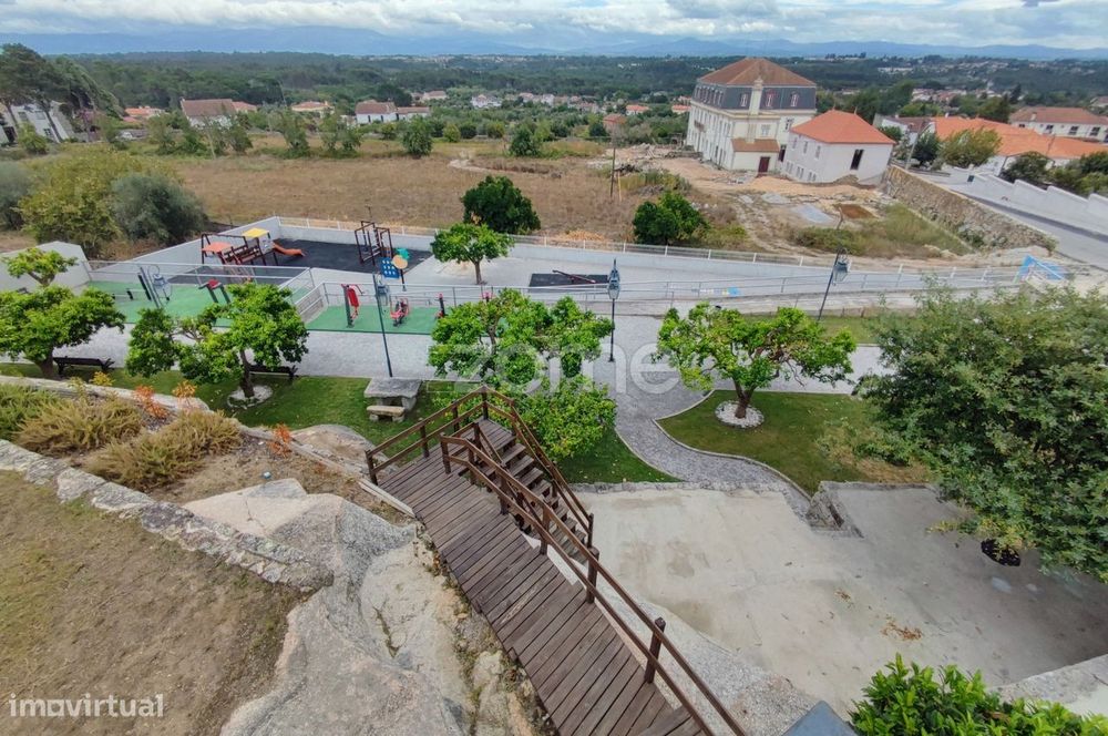 Terreno rústico em Cabanas do viriato COM 7.480 m2