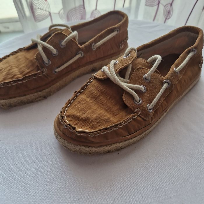Sapatos tipo mocassins