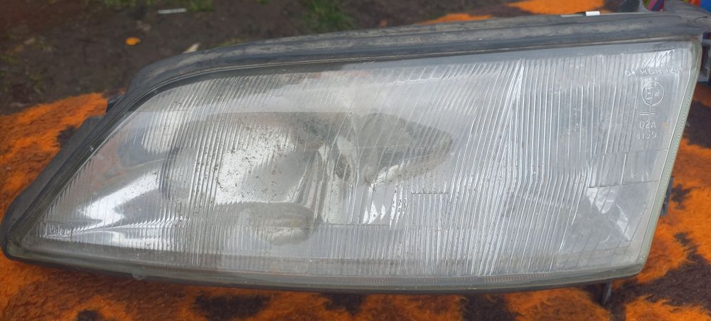 Фари для автомобіля