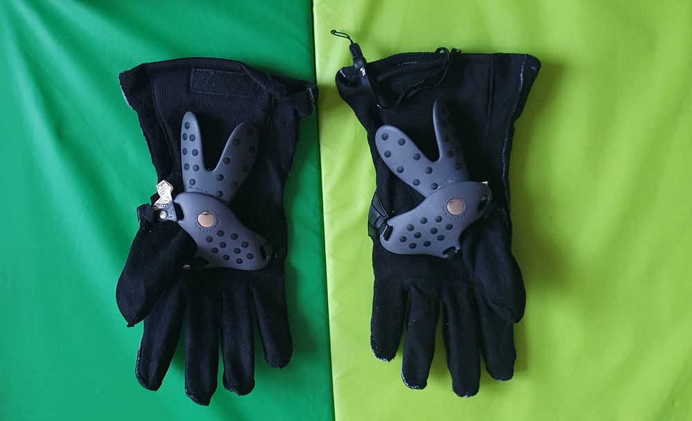 Перчатки Рукавиці LEVEL Sсноуборд лижі внутрішні з BIOMEX PLUS new M S