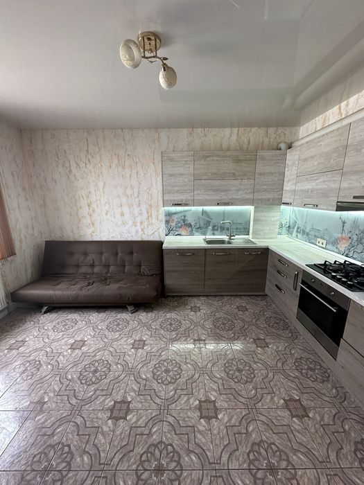 Продам отличный дом в Нерубайском на 4 комнаты,рядом Усатово!