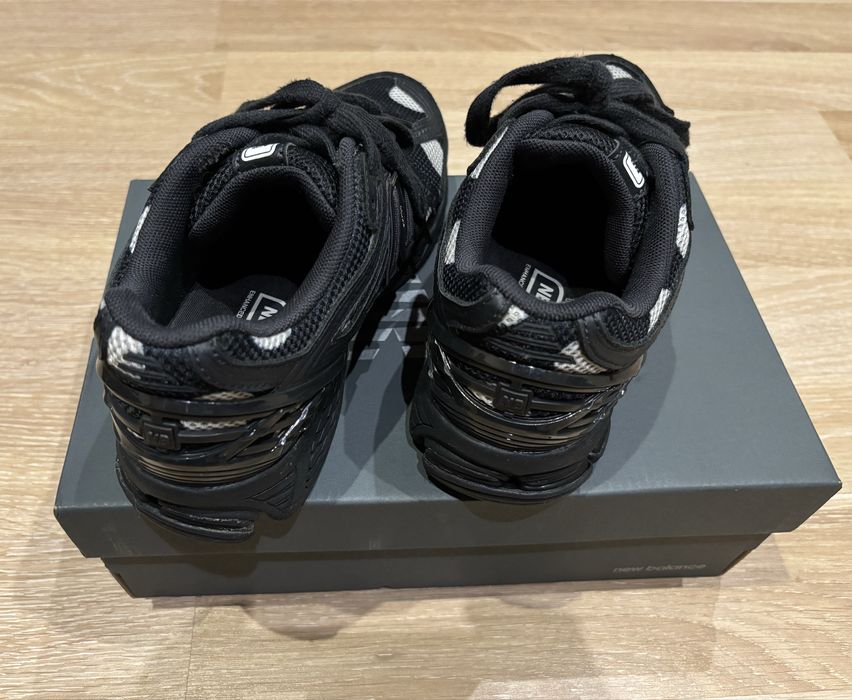 Жіночі кросівки New Balance 1906R Polka Dot Phantom