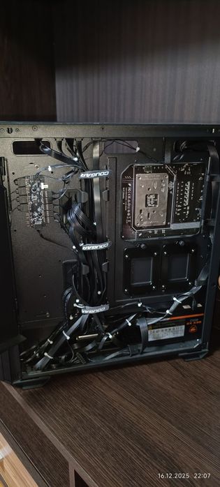 ТЕРМІНОВО Потужний ігровий ПК Ryzen 5 / RTX 5060 Ti 16 GB (торгу майже