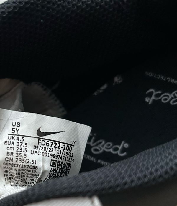 Korki Nike Phantom r. 37.5