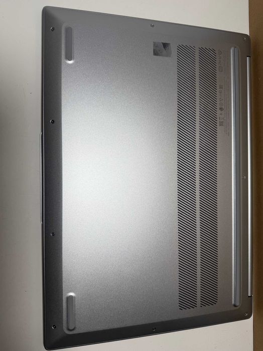 Laptop Lenovo Ideapad Slim 5 16ABR8 Ryzen 7/16GB/512GB GWARANCJA!