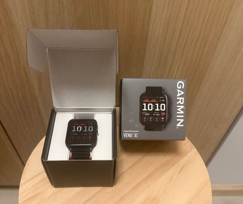 Годинник Garmin Venu X1