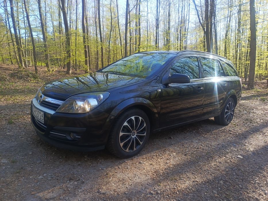 Samochód Opel Astra H Turbo Diesel