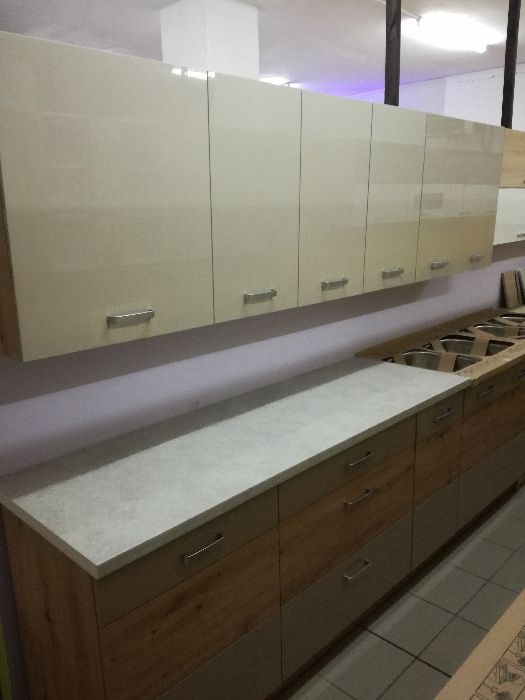 Nowe Meble Kuchenne Połysk + Ciche Domyki