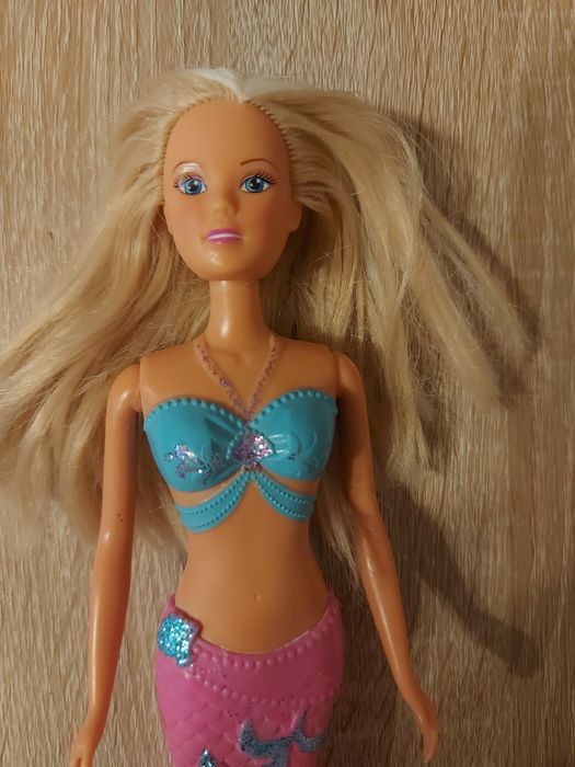 Lalka typu Barbie syrenka