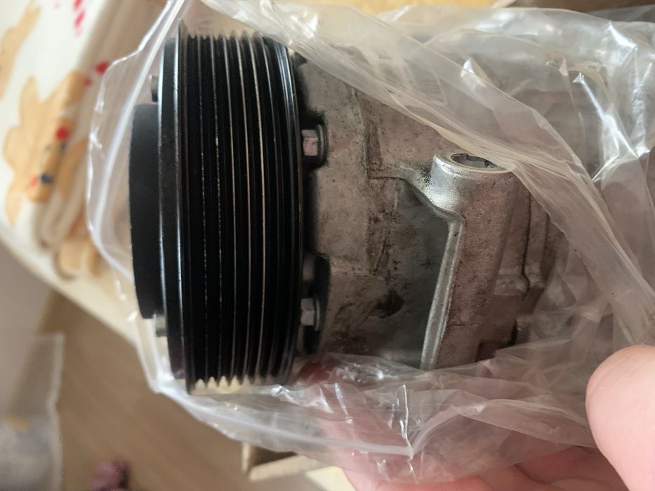 Sprężarkę klimatyzacji do Renault Scenic 3