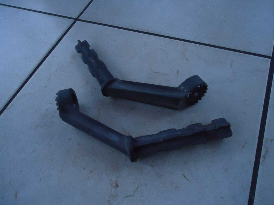 Podnóżki Przednie DKW NZ - Nowe, Staliwo