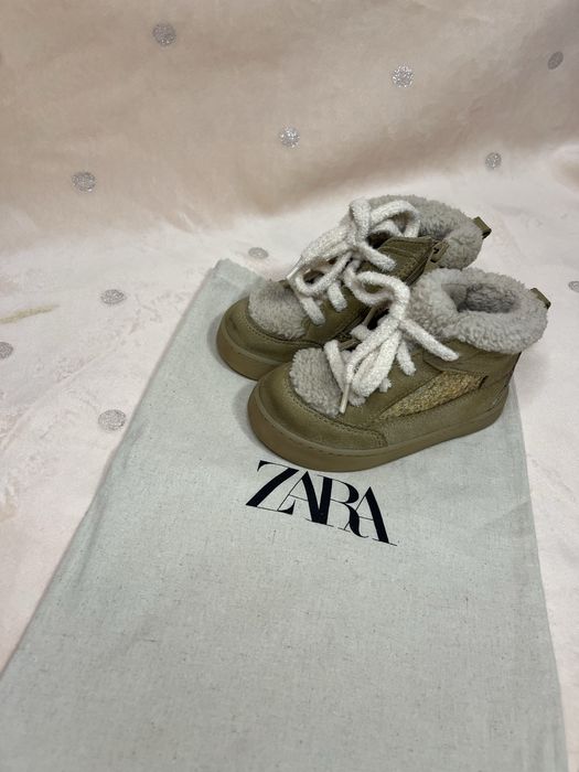 Взуття zara 23р.