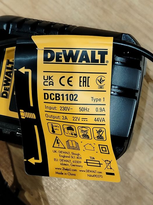 Akumulatorowa wiertarko-wkrętarka DeWalt DCD777D2T,  2 Akumulatory 2Ah