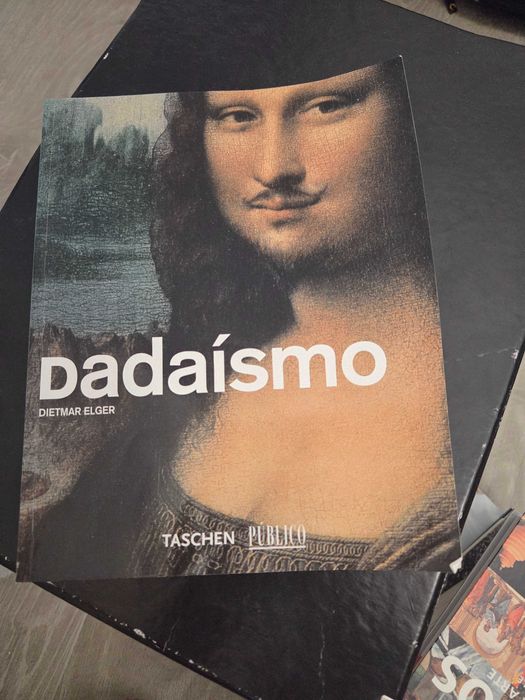 Livro Dadaísmo - Dietmar Elger (Taschen/Público)