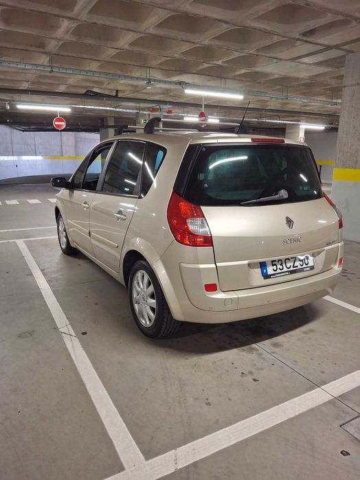 Renault Scénic — fotografia 4