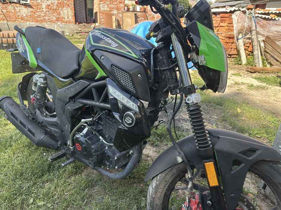 Продам мотоцикл Mustang 250

• Пробіг: пройдений
• Документи в наявнос