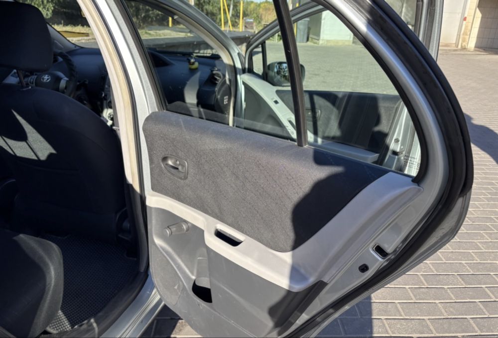 Тайота Ярис Автомат Торг Обмен Супер Слстояние