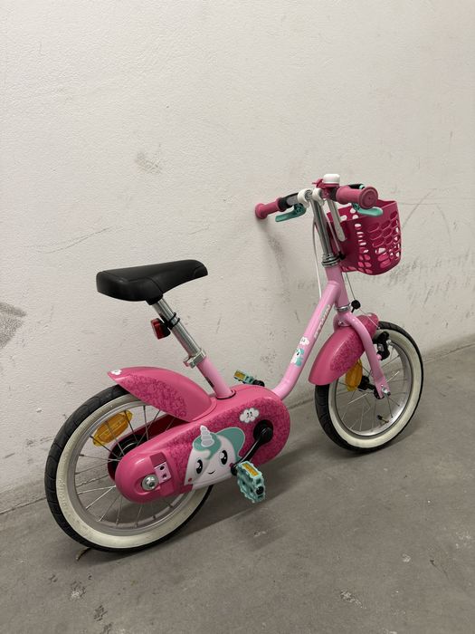 Bicicleta BTwin, roda 14, cor rosa — excelente estado