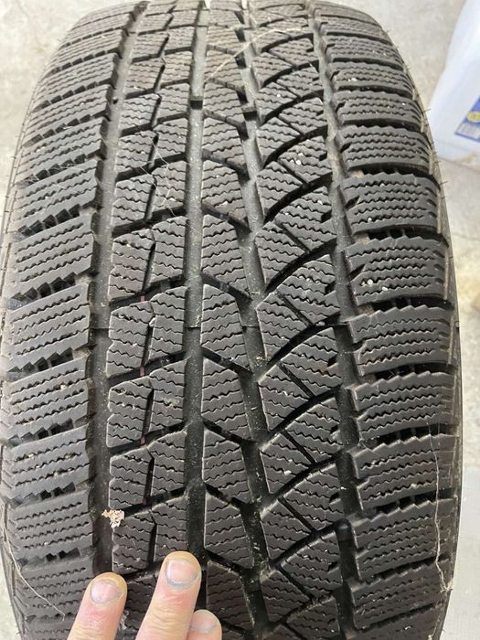 Резина 245/45/19