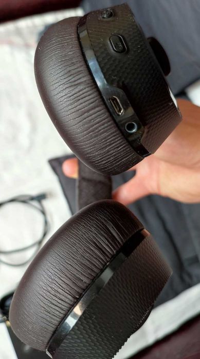 Plantronics BackBeat PRO 2