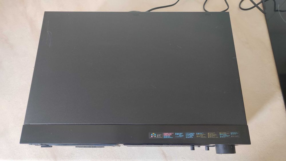 Продам кассетную деку Aiwa AD-F810