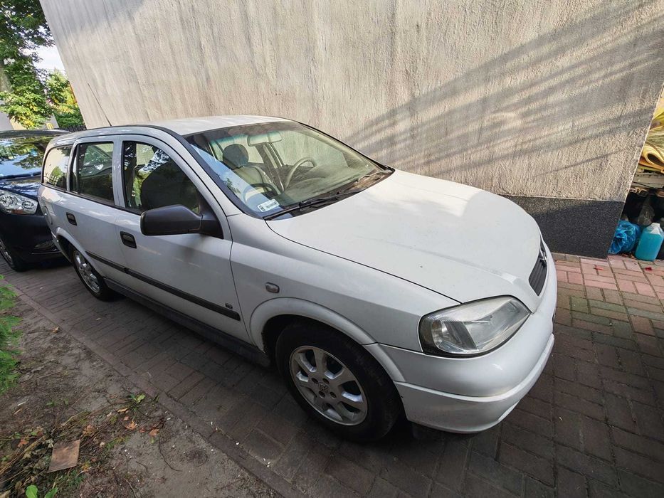 Opel Astra Classic Kombi 2007 krajowy 1.4 benzyna 242 tys. km klimatyzacja