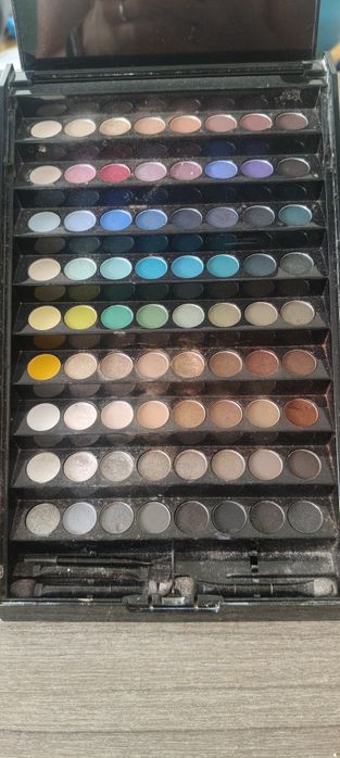 Paletka do makijazu - oczy i  usta