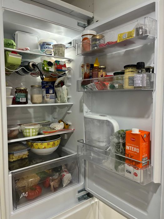 [Como NOVO] Frigorifico combinado de encastrar TINAD IKEA