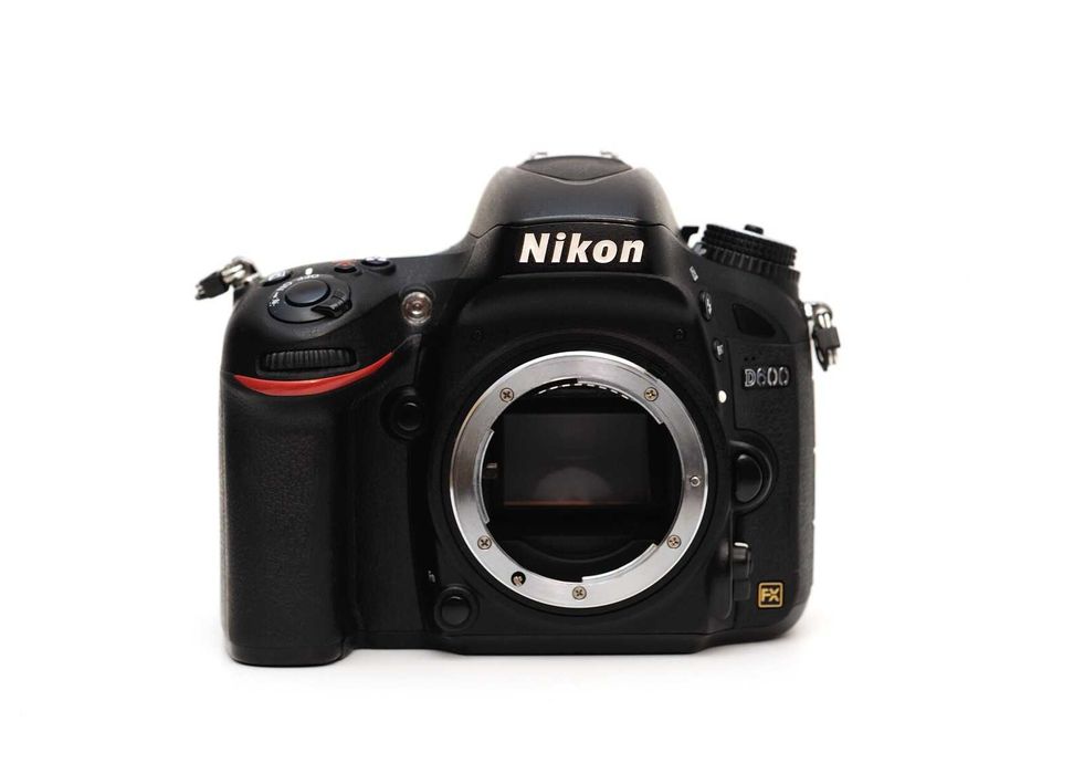 Nikon D600 ilość zdjęć 14 tys.