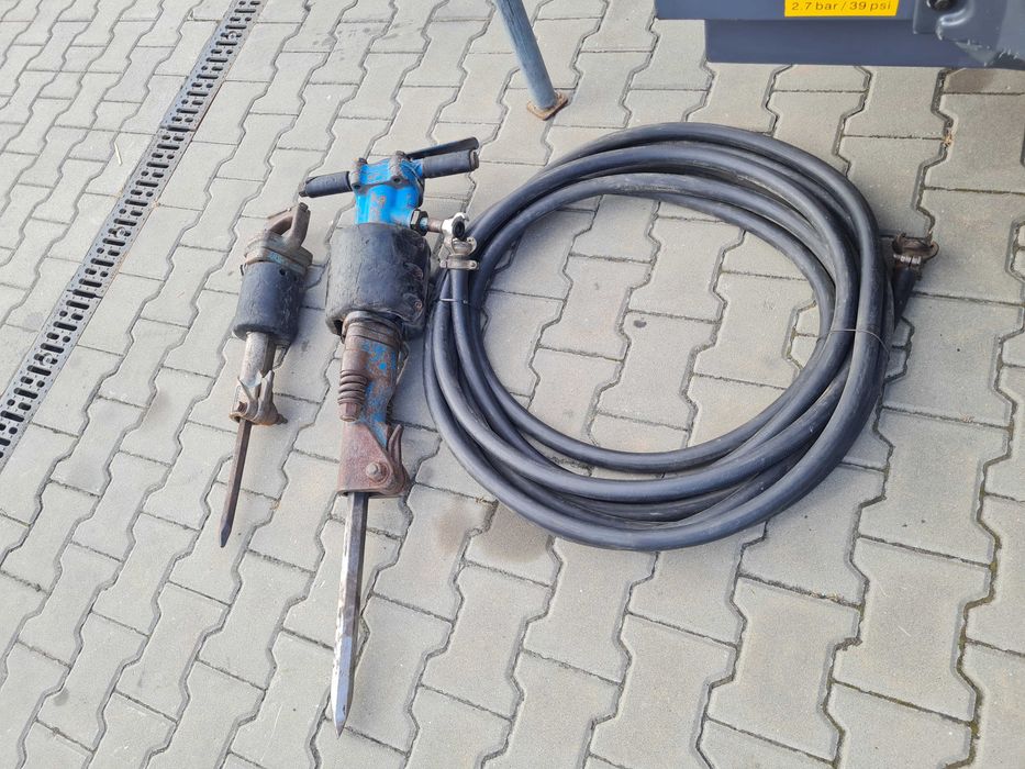 Sprężarka Atlas Copco XAS 47 + młoty pneumatyczne + wąż rok 2013