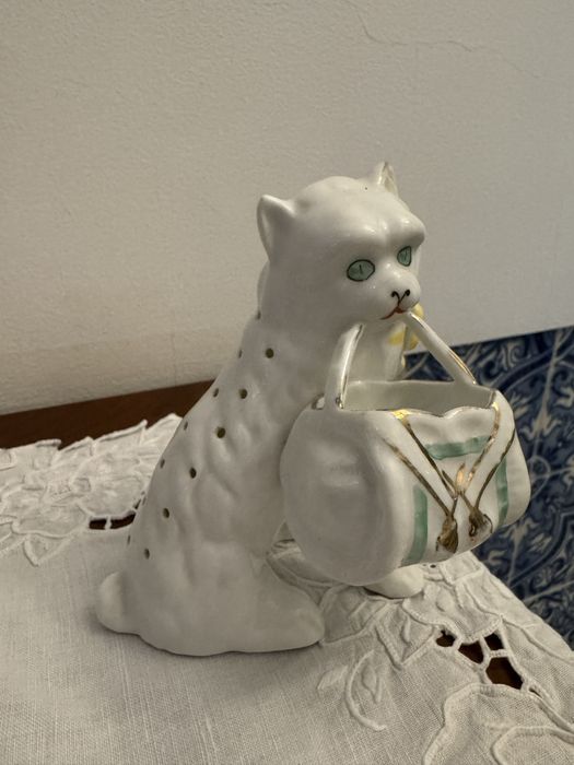 Gato Paliteiro Vista Alegre