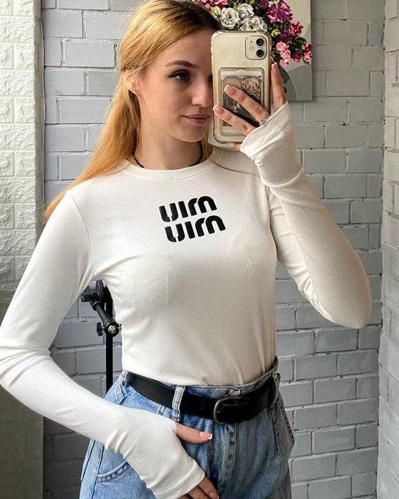 ‼️Стильні якісні базові лонгсліви Miu miu рубчик, вони просто ідеальні