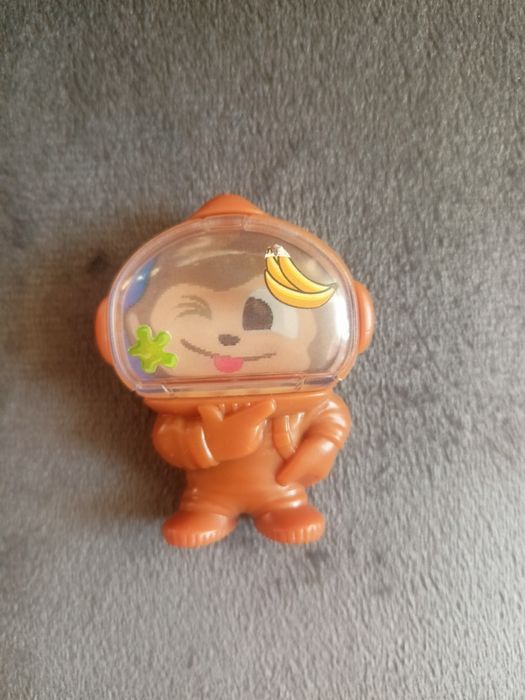 Figurka zabawka Milka Secret Box małpka