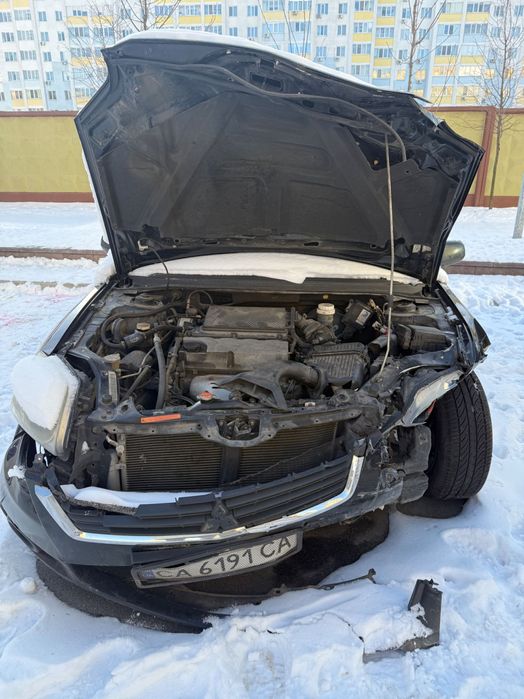 Автомобіль Mitsubishi